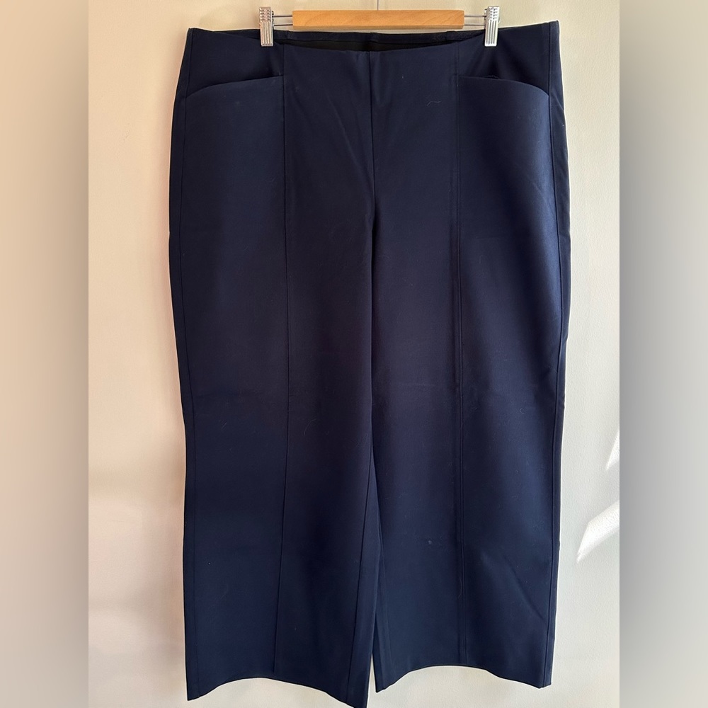 Old Navy - High Rise, Wide Leg Pixie Pant